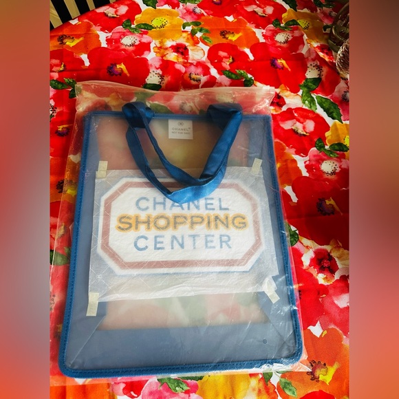 Tote Jelly Bag Vintage 2014 Paris Week.  Has Chanel storage bag included - Picture 7 of 7